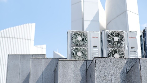 Wichtige Rechtsänderung für Ihre Eigentümergemeinschaft BGH erlaubt Split-Klimaanlagen auf dem Balkon